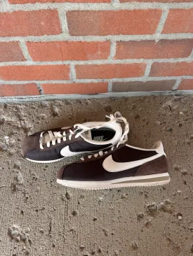 Nike Casual Shoes Womens 8