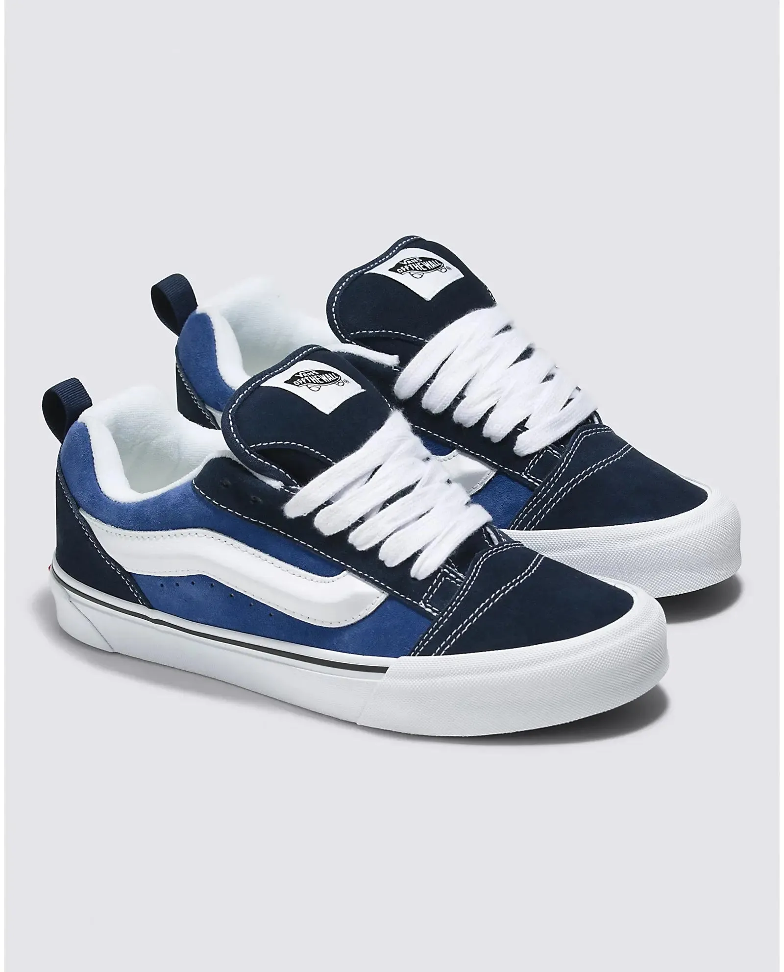 Unisex Vans Knu Skool – A Bold Revival of 90s Skate Style